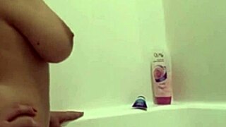 Homemade sex toy play session proves enjoyable for couple couple and friends