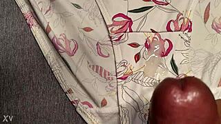 I came all over my best friend’s flowery white panties
