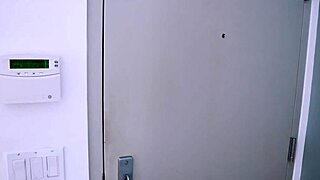 Big ass Colombian girl practices her English skills in a fun lesson.