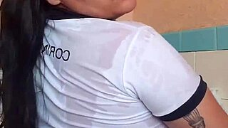 she loves my wet arm in the bath