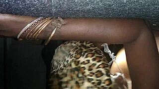 Black mama’s homemade video – Texas hottie reveals her huge behind