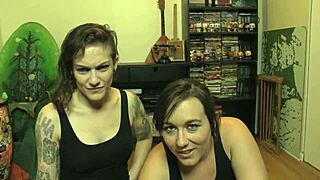 Two girls overpowers their partner in a hot blow job clip