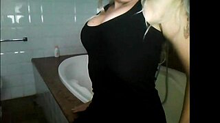 Hot Sexy Blonde Strips Naked to Show Her Stunning Big Tits