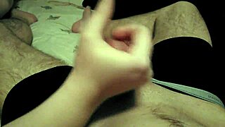 Early Morning Handjob While Falling Asleep 😴