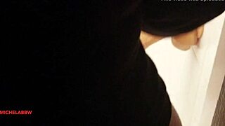 Masturbazione In Bagno Con Grosso Cazzo.