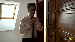 Jennifer Simons Tries Old-Young Sex