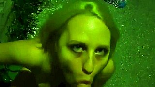 stunning girlfriend feels the thrill of a street blowjob at night