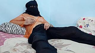 punjabii girlfriend imagines dirty things during xxx video call on whatsapp hindi dirty talking