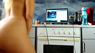 sexydeas intimate plugged ass showoff - oh what a temptation!