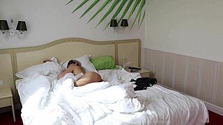 Sofi ties herself up in bondage