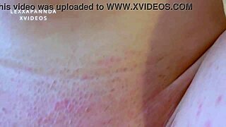 te dejo follar mi coño antes de que llegue mi marido