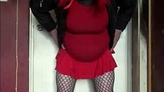 in 2023 i wanna swallow yur pee in stockings