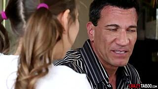 Riley Reid enjoys intense oral attention while receiving pleasure