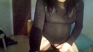 shemale monstercock on web cam