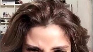 Hot Girl Reveals Bingo in Dance