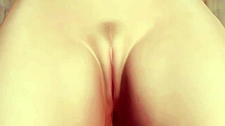 doa5 honoka posing nude on beach close-up