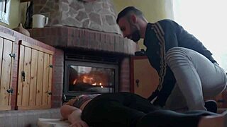 le doy una clase de pilates a mi clienta y terminamos follando duro