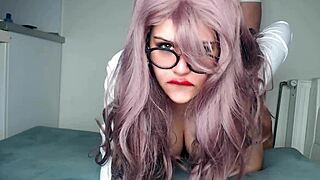 teen babe with big round ass in homemade video