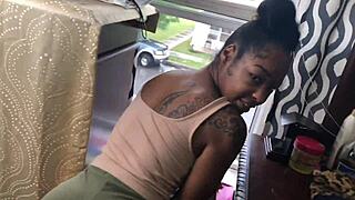 i wanna fuck me in tha rain with that black king dick, but it's squirting everywhere