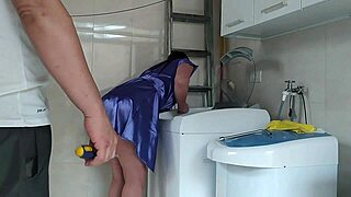 Technician fixes machine, then dives into hot client's pussy