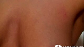 हॉर्नी होकर डिल्डो राइड किया लेकिन सेक्स टॉय एरर