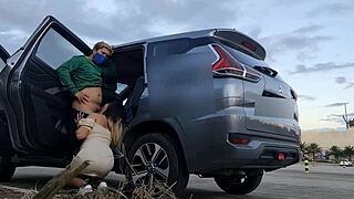 Risky Anal Sex in Mall Parking Lot with Pinay Lovers