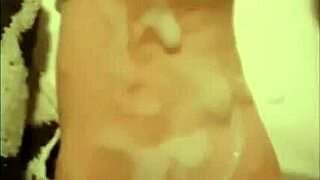 Massage turns into cumshot on feet with bbc