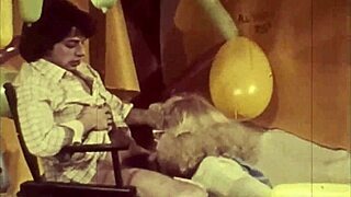 dark lantern entertainment presents balloons for christmas