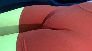 Wow, check out Novinha's tight shorts gripping that cameltoe!