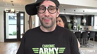 Delivery Turns Wild with Jennifer White and Tommy Pistol Getting It On