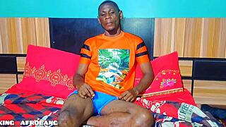 First time casting interview turns wild when the solo girl's power fails with his cock.