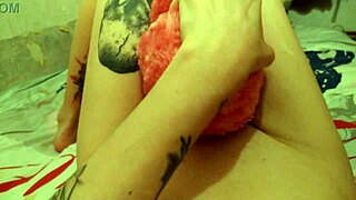 love rubbing my juicy pussy hard with pillow humping for deep orgasms