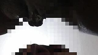 Wow, first time with a plug, feeling so good 😍