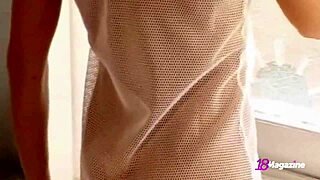 hey andi pink, why ya eatin’ popcorn while flashin’ that teen cunt? gotta see more of this pierced belly hottie!