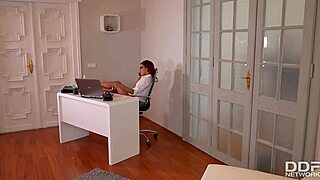 Rose valerie cleans office with kai taylor's cock?