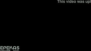 I Am Vivi Guedez, a Naughty Blonde Buying Bikini at Sex Shop and Fucking in Dressing Room with Putariasdocasal20