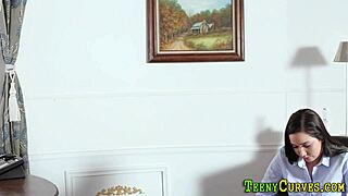 Big butt lezzie gets licked in high definition amateur scene