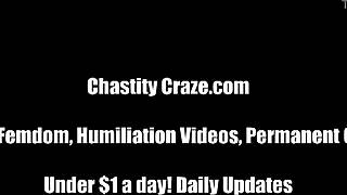 Bertuahnya batang saya dikunci penjara selamanya oleh tangan dia!