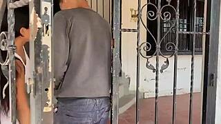 ¿Follo con un chico de la calle después del supermercado? ¿Qué opinas de este encuentro casero?