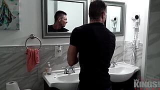 i'm revealin my step-sis's nauty secrets