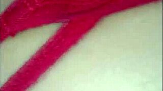 I Masturbate in Front of My Boyfriend and End Up with the Milk Inside