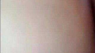 I Masturbate in Front of My Boyfriend and End Up with the Milk Inside