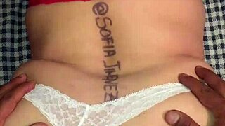 abriendo esas NALGOTAS RICAS de mi mujer in sexy lingerie over the bed