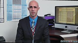 boy sucking old guy's cock in gay porn, does bare yoga motivate? 😏