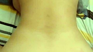 amateur the bitch be fucking doggystyle and spanking hard she like it 😈