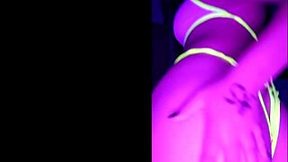 Latina trying new outfits with big ass