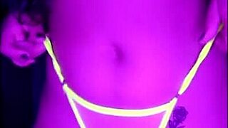 Latina trying new outfits with big ass