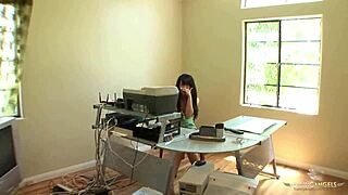 brunette skips work for her first threesome blowjob and facial