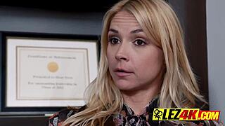 lila frey gets muff dived by her lesbian mature doctor in the hospital 😏