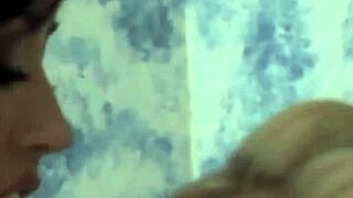 Capri Licks And Fucks Sexy Blond Lux Kassidy With Passion